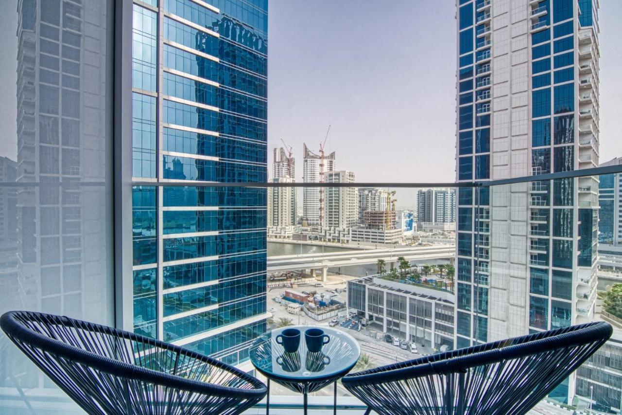 Luxury Studios With Burj Khalifa Or Canal View In Downtown - Marquise Square Tower Dubai Exterior foto