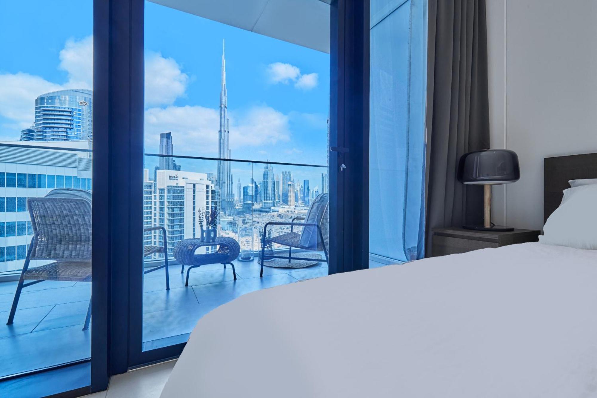 Luxury Studios With Burj Khalifa Or Canal View In Downtown - Marquise Square Tower Dubai Exterior foto