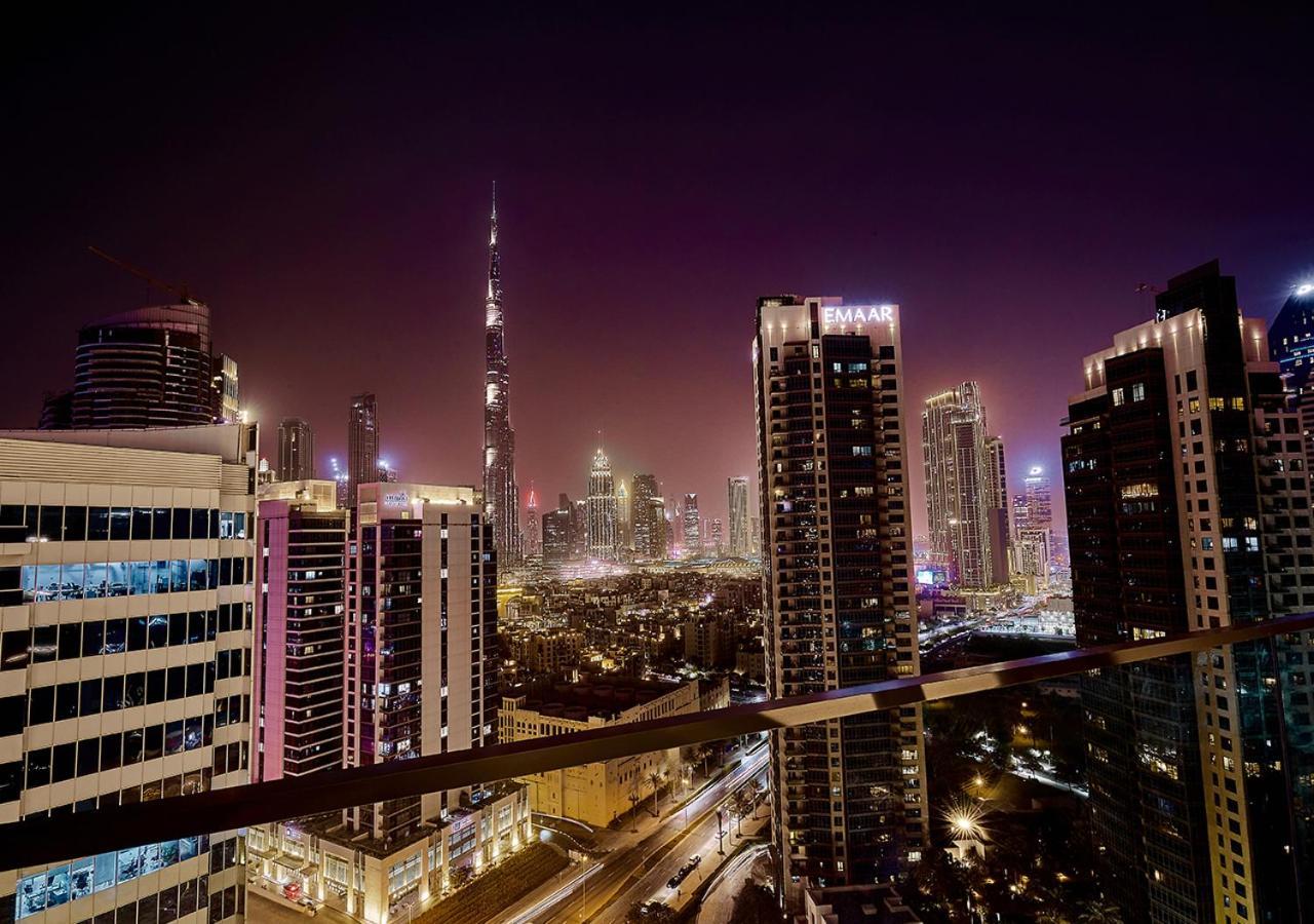 Luxury Studios With Burj Khalifa Or Canal View In Downtown - Marquise Square Tower Dubai Exterior foto